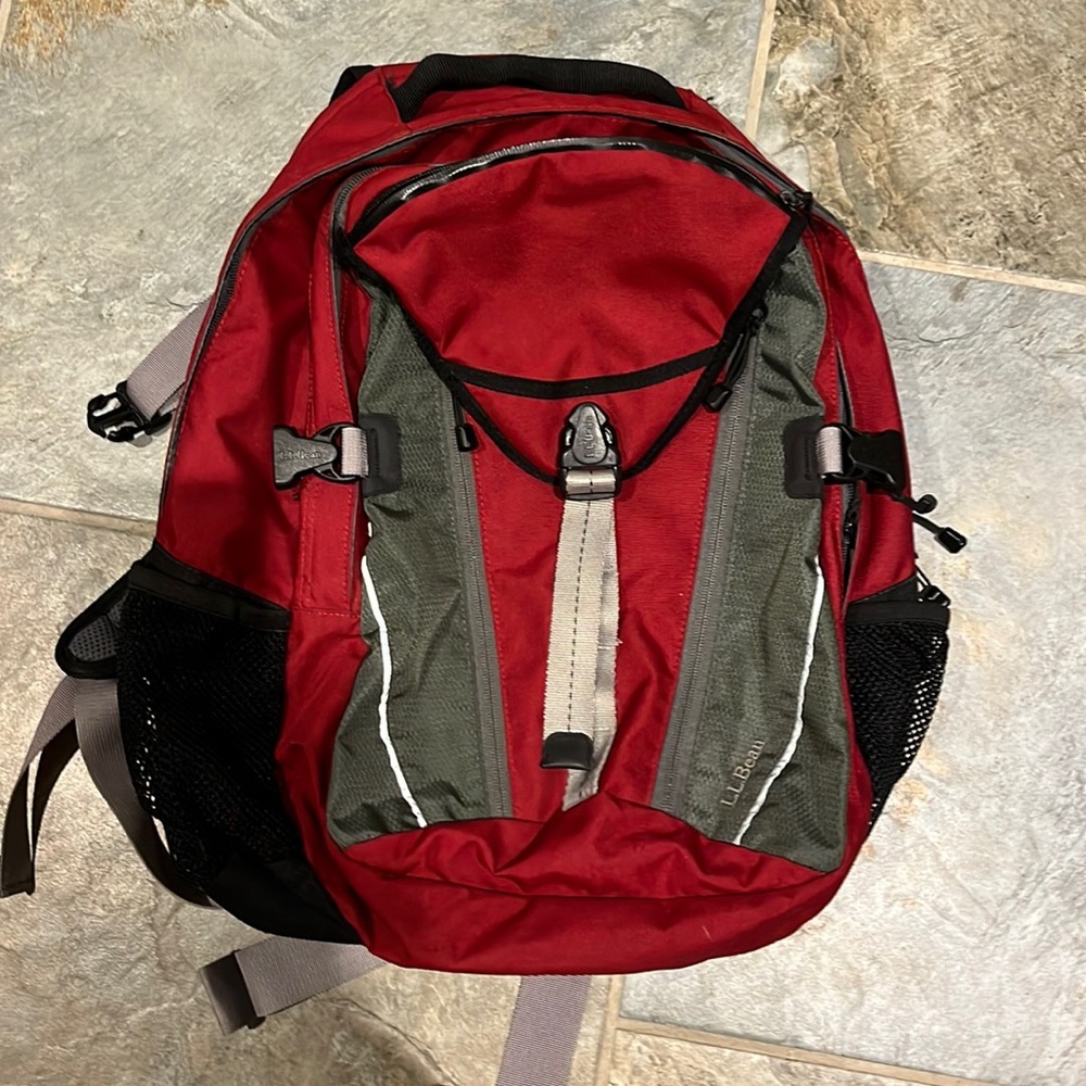 L.L. Bean Backpack Quad pack GREAT CONDITION